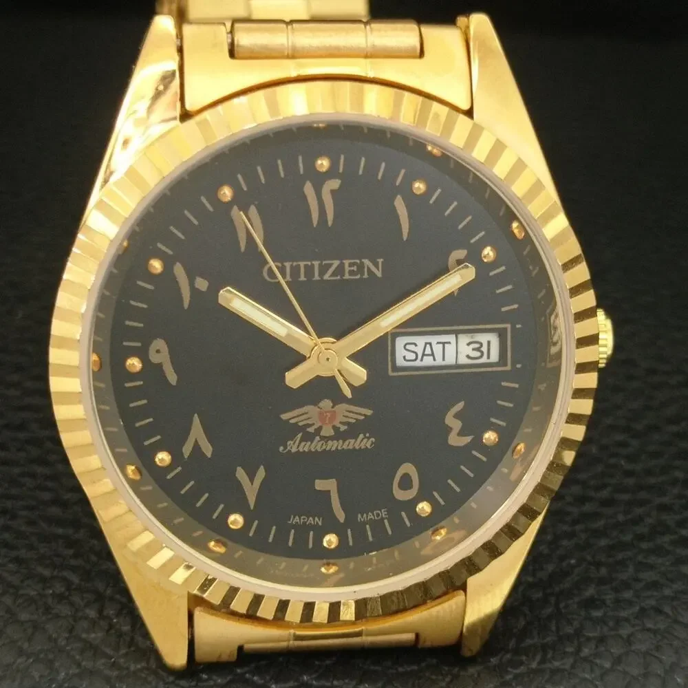 Vintage 1971 Citizen Automatic Mens Gold Watch W/daydate & Black accents